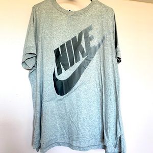 Nike | Women’s Short Sleeve Shirt | Gray | Size 3X